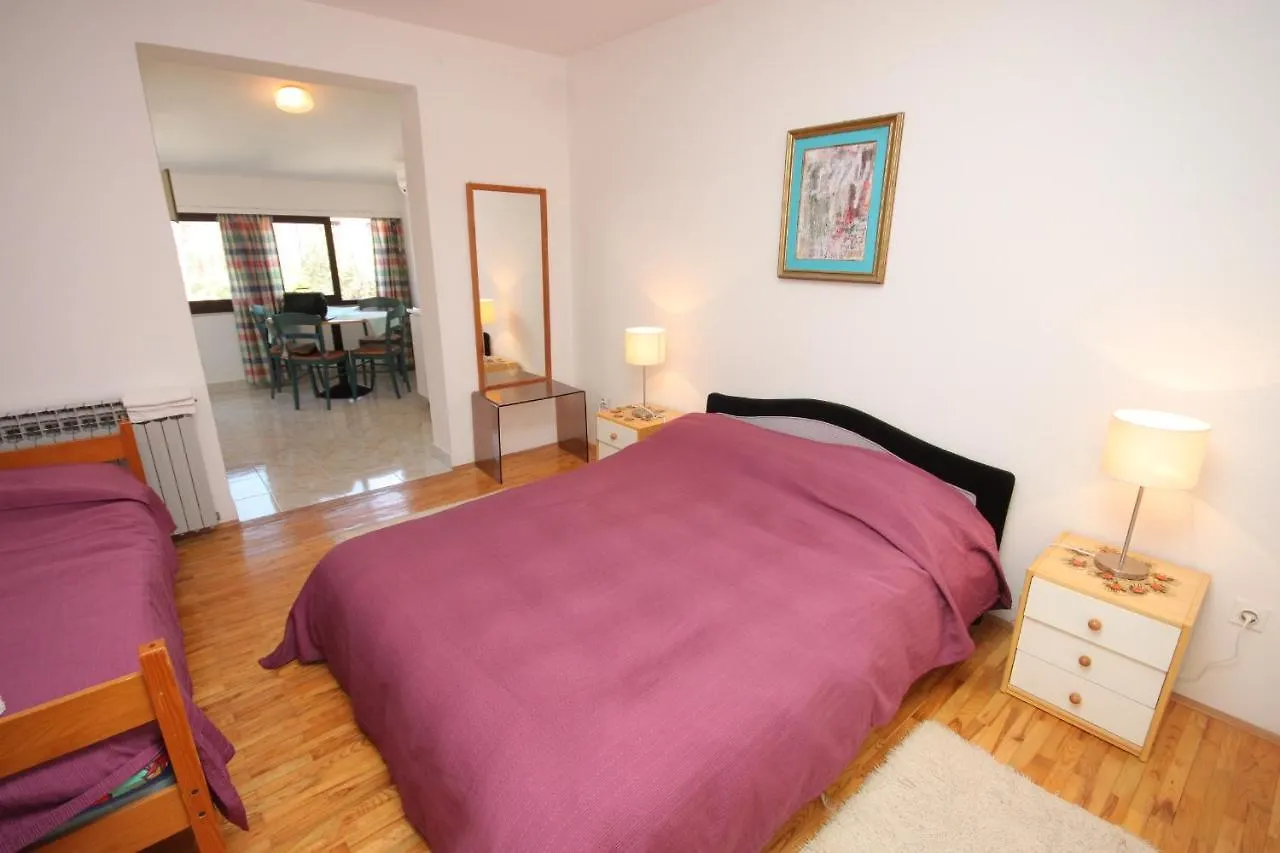 Apartments With A Parking Space Rovinj - 7656